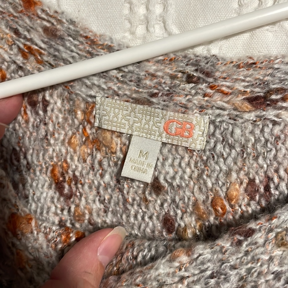 Off the shoulder fall sweater - Picture 5 of 8